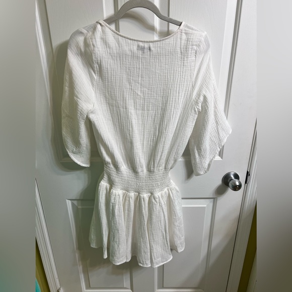 MIOU MUSE Women Casual White Dress- Size Small - Picture 2 of 4